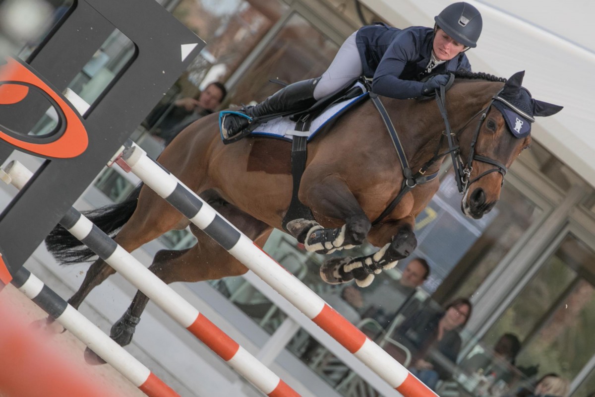 Emma Stoker beats all competition in 7-year old horses final