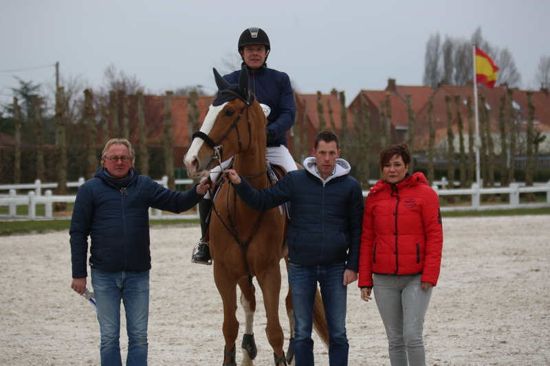 Philippe Vandoorne snelt naar overwinning in Ternat