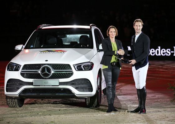 Pieter Devos: "Die Mercedes-Benz die ik won is voor mijn vrouw Caroline Poels..."