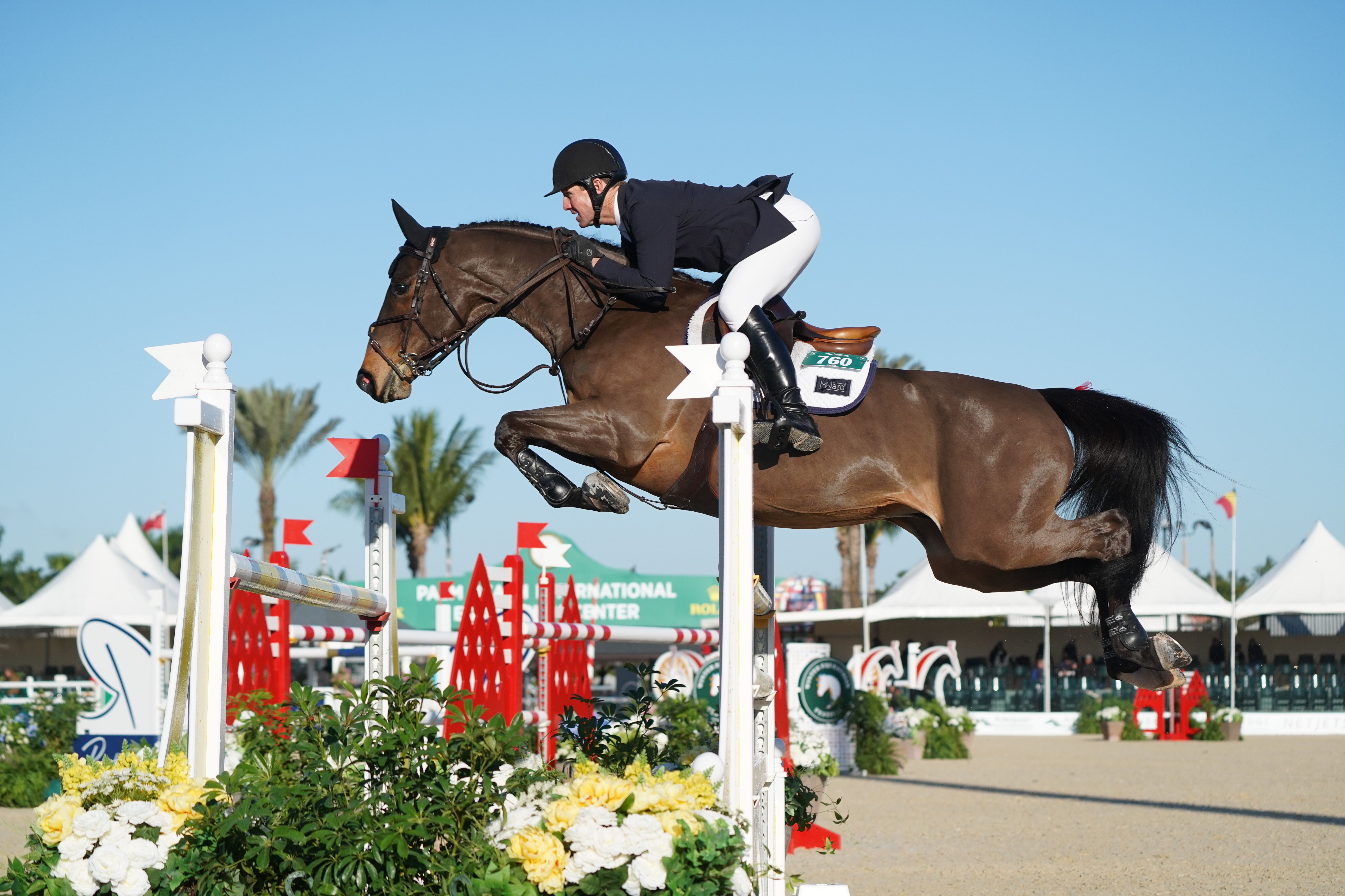 McLain Ward Charges Into WEF Week Three With Douglas Elliman Real Estate CSI3* 1.45m Victory