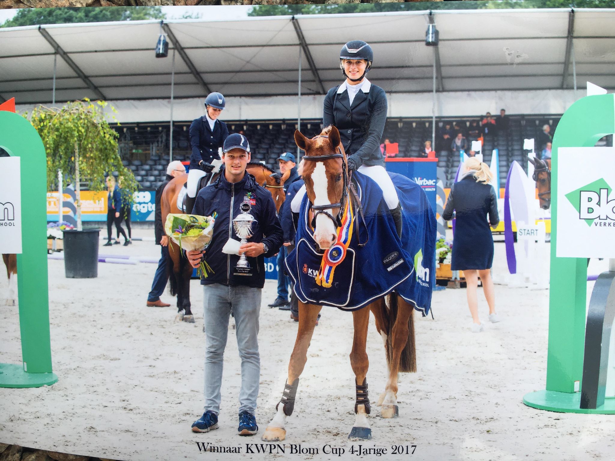 Corona-blog met Nicole Mestrom: "Morgen eindelijk terug met zes paarden op training"