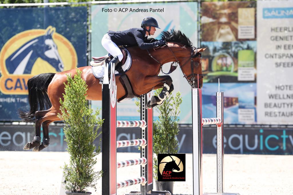 Nadège Janssen krijgt Grand Prix paard Cassandra 352 onder het zadel