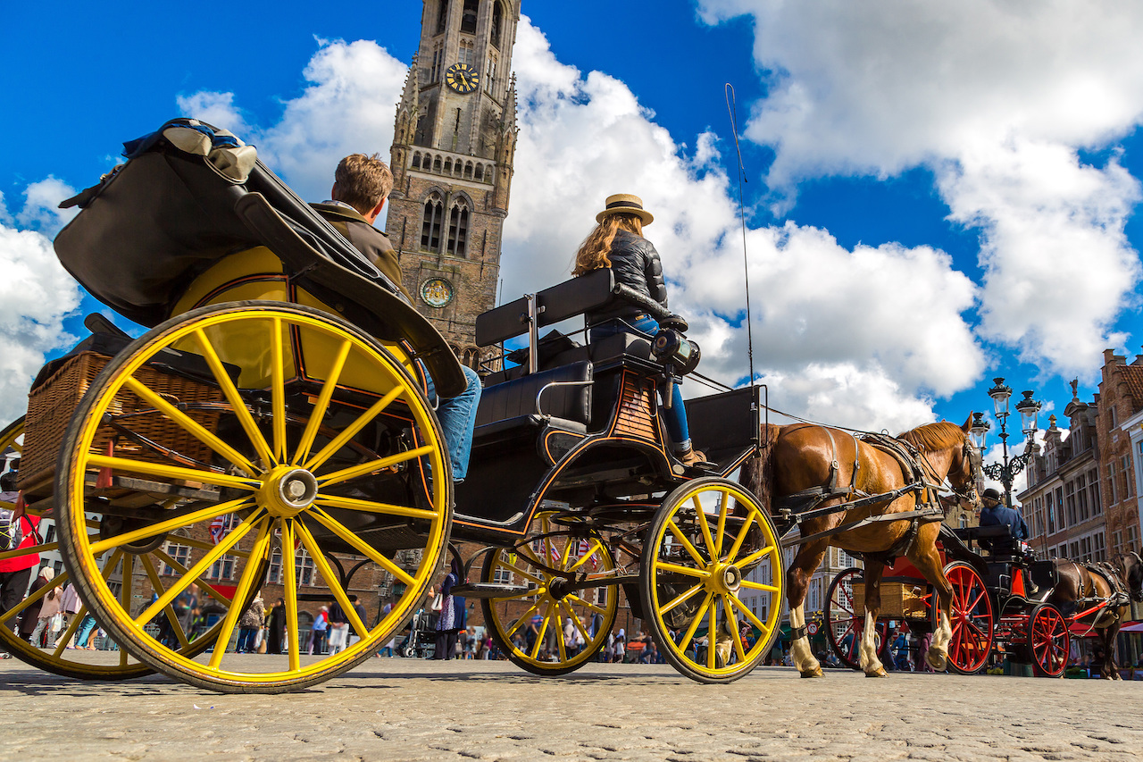 Na dood koetspaard in Brugge ook brand in stallen