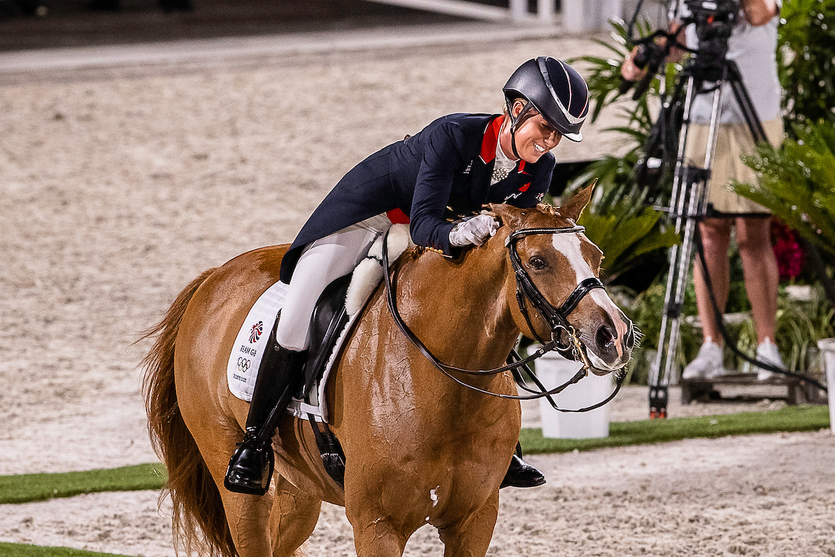 Charlotte Dujardin and Gio claim victory in the FEI Dressage World Cup Freestyle