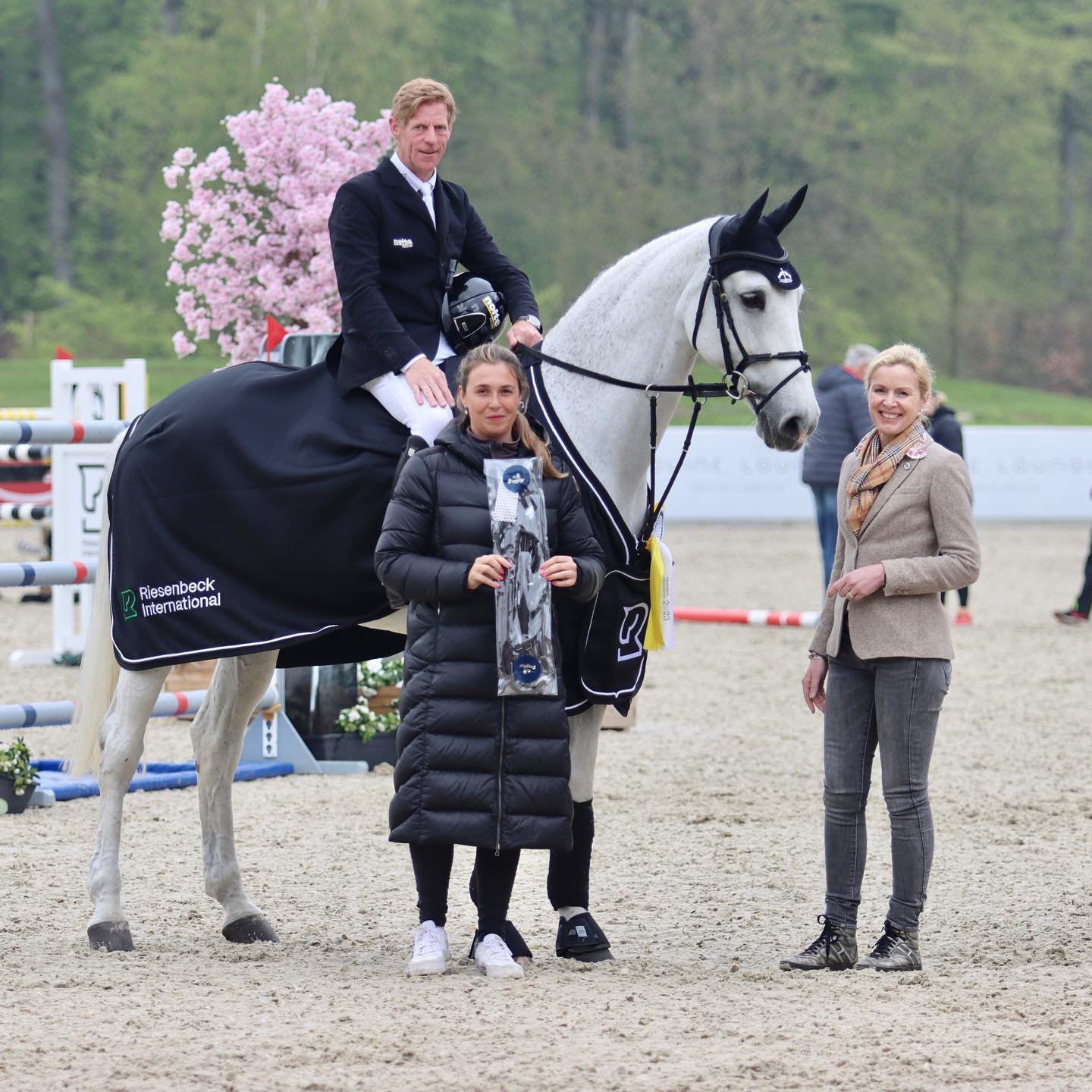 Ehning awards Calanda 42 with sportive retirement after winning Longines Ranking in Riesenbeck