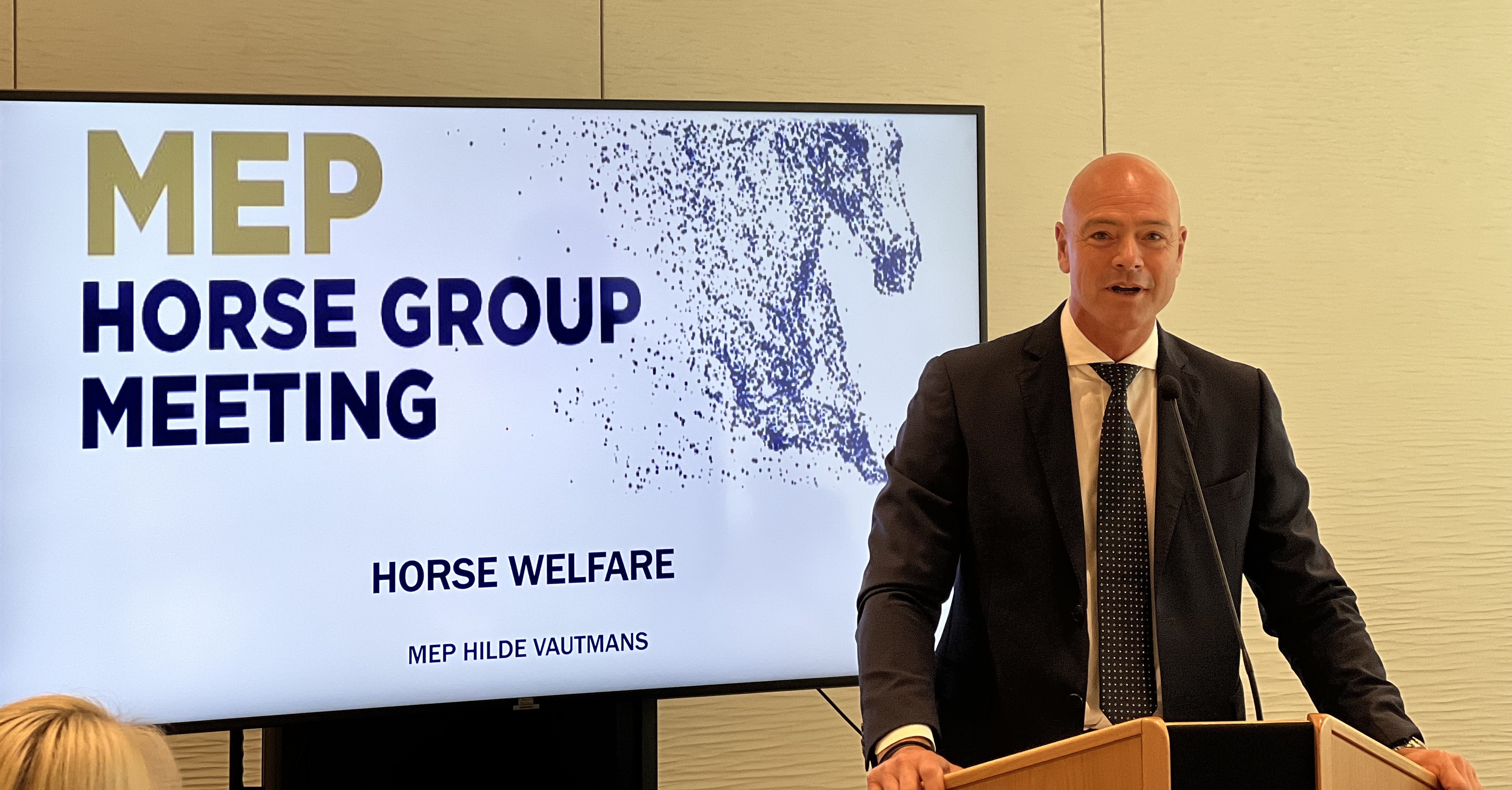 Vice president IJRC explains high welfare standards in show jumping to European Parliament: "happy wife, happy life is also valid with the horse.”