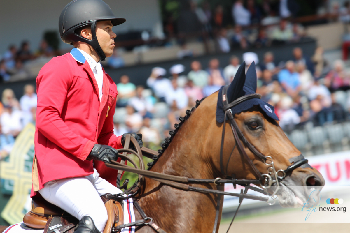 Kent Farrington remain's the world number one show jumping rider for another month