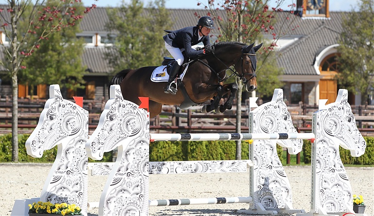 Dutch rule flying Youngster Classes in Valkenswaard
