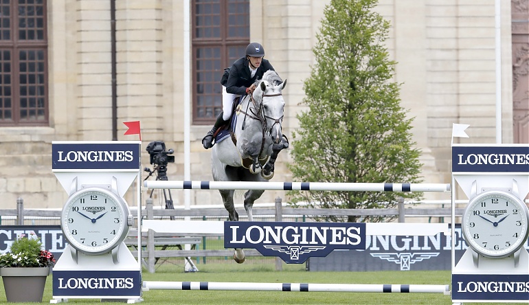 Pieter Devos Leads the Charge With Opening CSI5* Win in Chantilly