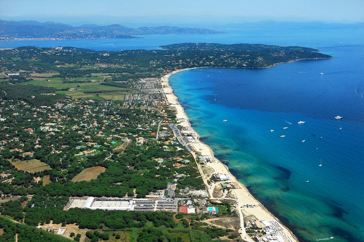 World's Best Kick Start Charge Along French Riviera