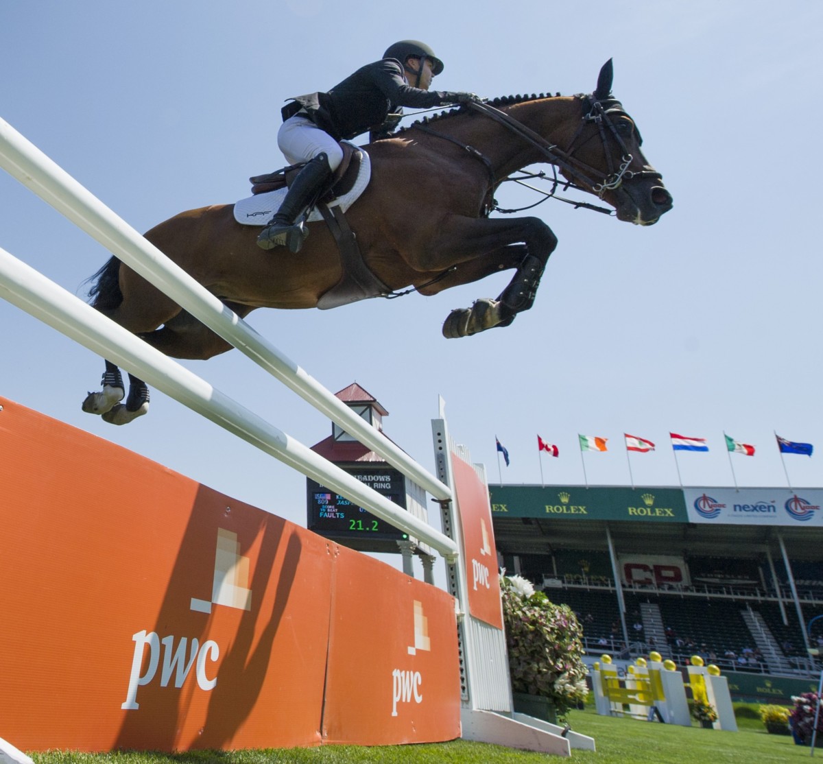 Daniel Coyle on top at Spruce Meadows while Kent Farrington claimes the stage(s).