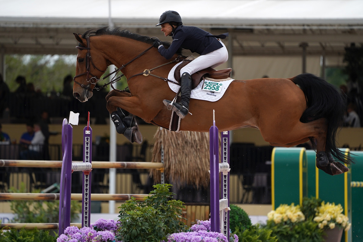 Laura Chapot and Chandon Blue Top $36,000 Griffis Residential 1.45m Classic CSI 2*