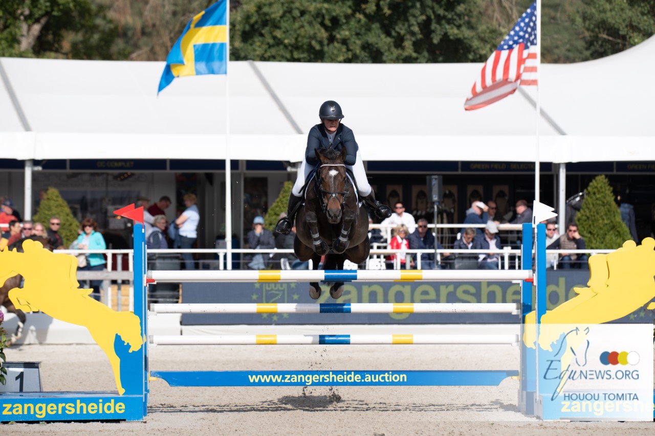Laura Mantel and Muna vd Bisschop take the win in World Championship consolation for 7-year old horses