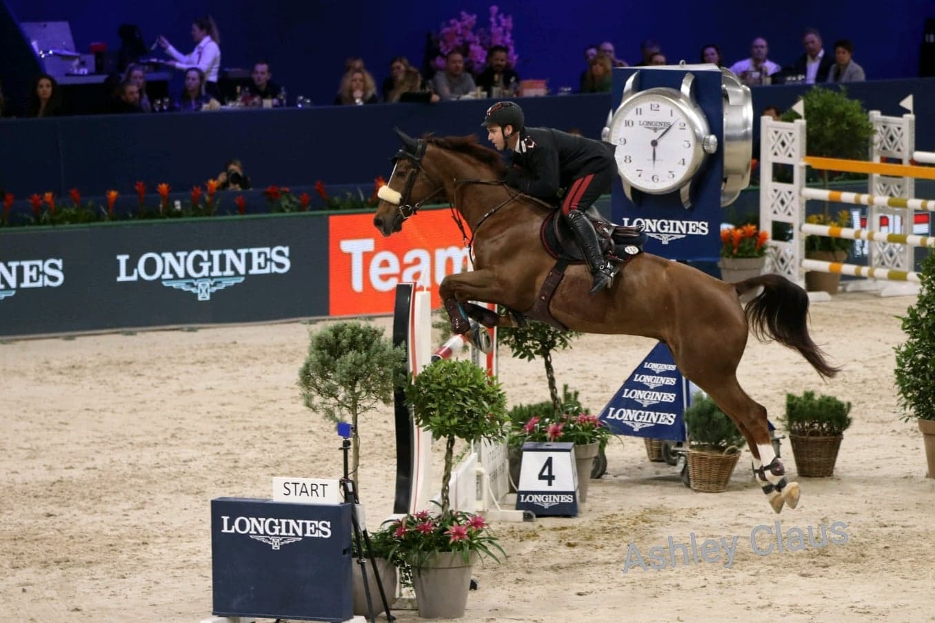 Emanuele Gaudiano claims first place in Amsterdam's CSI5* ranking class