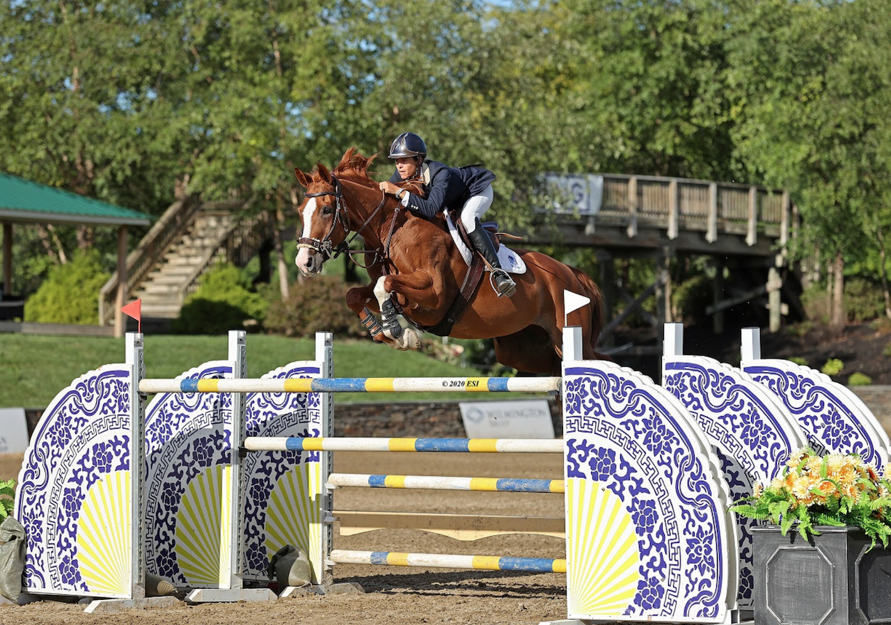 Jenni McAllister & Escada V S Excell in $50,000 Hits Grand Prix at Saugerties