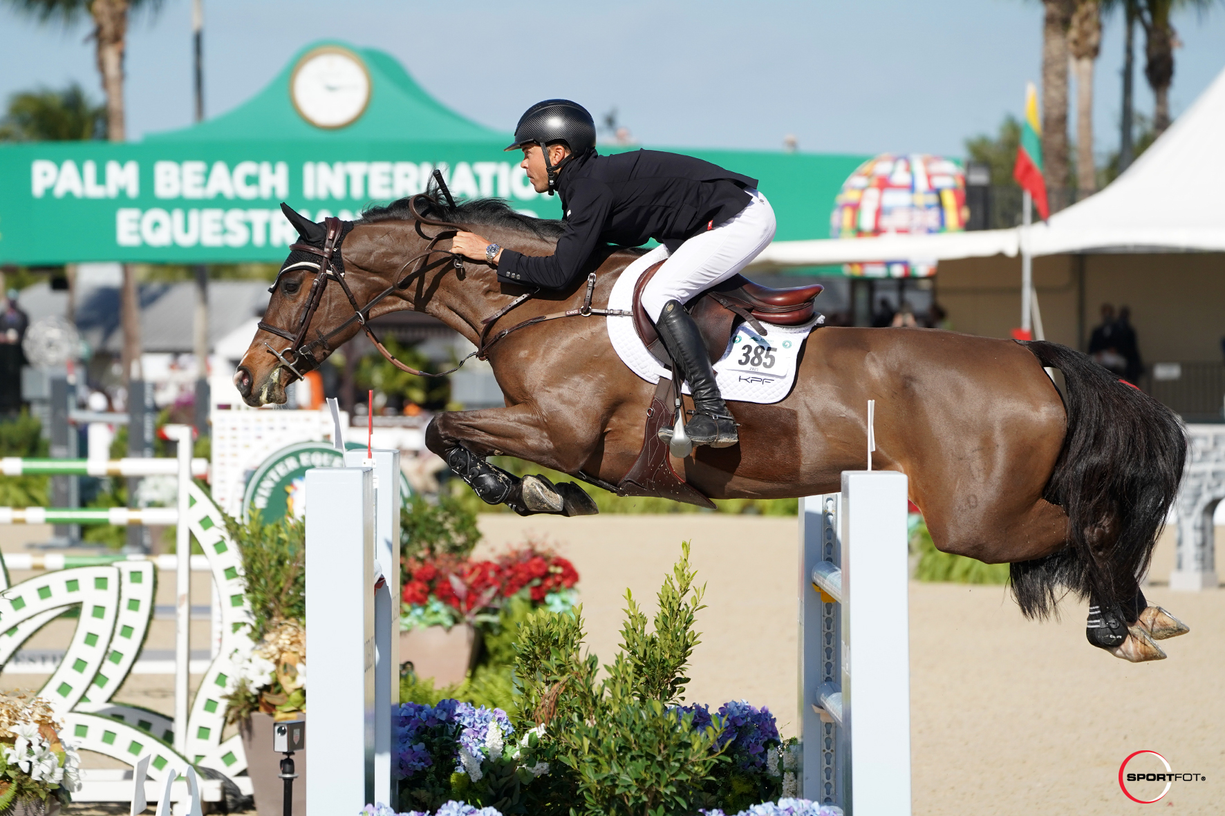Kent Farrington and Austria 2 Can’t Be Caught to Win the $37,000 Adequan® WEF Challenge Cup Round 3 CSI3*