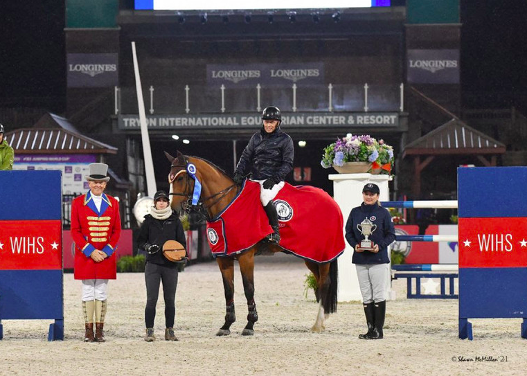 Todd Minikus and Amex Z win the $72,900 Welcome Stake at Washington International Horse Show
