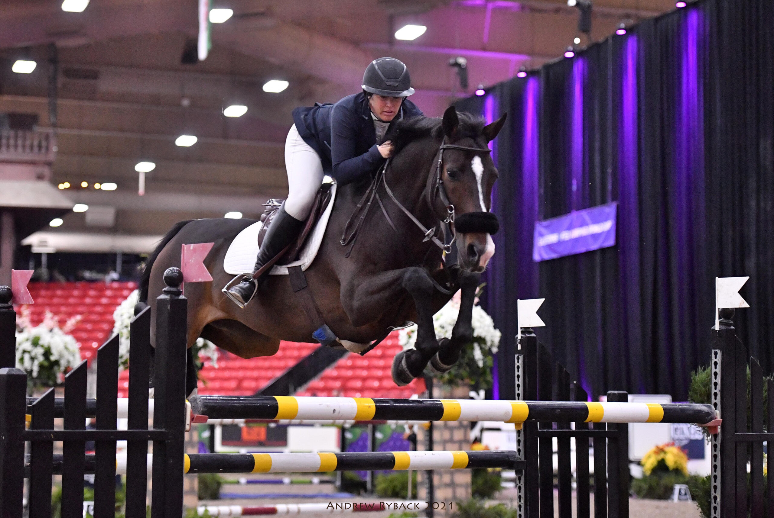 Jamie Taylor Jumps to Victory in $50,000 CSI4*-W 1.45m Las Vegas National Winning Round Jumper Classic