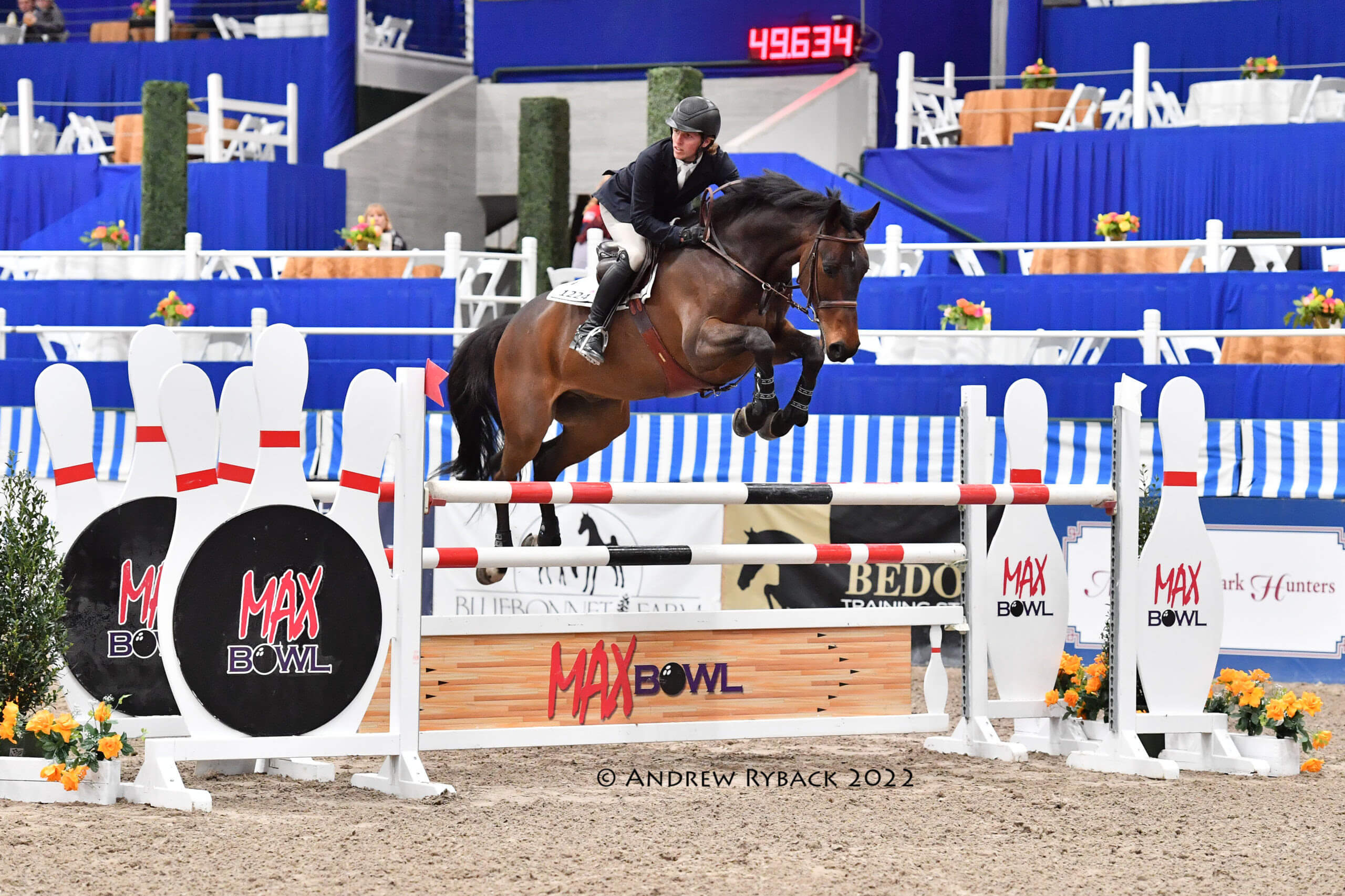 Shawn Casady Claims Opening Day Victory at 76th Annual Pin Oak Charity Horse Show