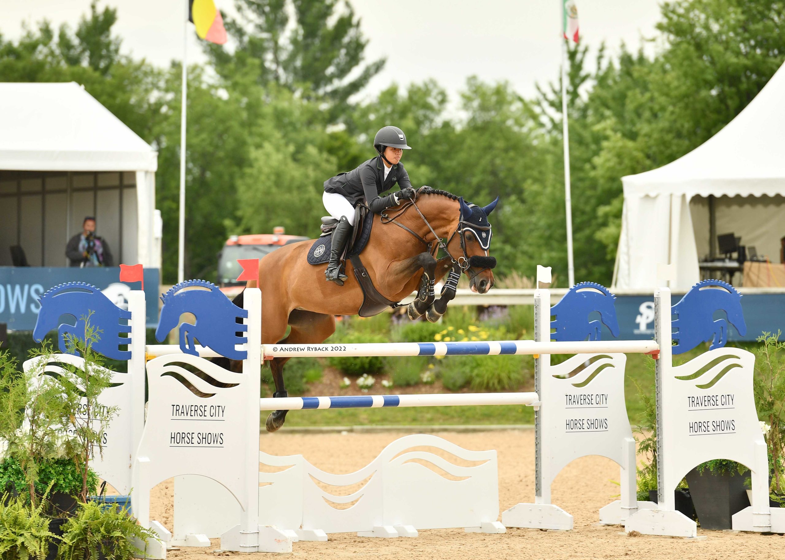 GOCHMAN CLAIMS FIRST CSI3* VICTORY IN $37,000 INNOVO CSI3* WELCOME STAKE