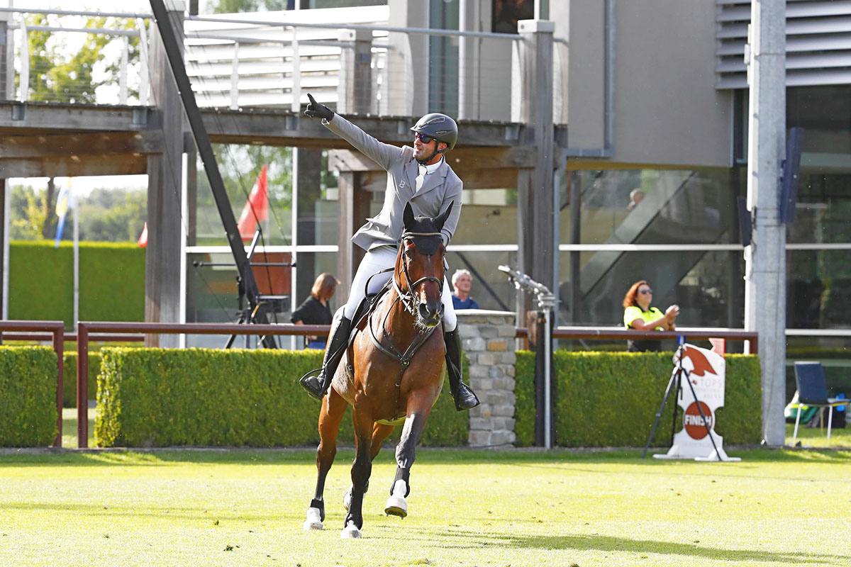 Philipp Weishaupt and Coby top the Valkenswaard Grand Prix