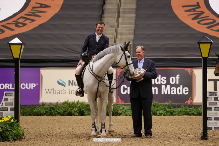 Devin Ryan and Eddie Blue are triumphant in the $73,800 International Welcome Stake CSI4* at the 2022 National Horse Show