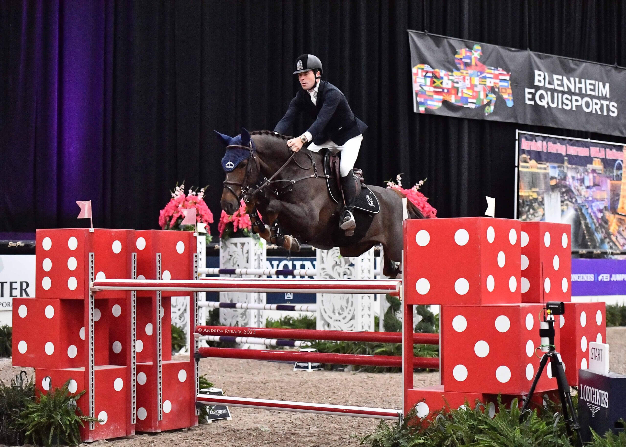 Conor Swail Cruises to One-Two Finish in the CSI4*-W Las Vegas Winning Round,