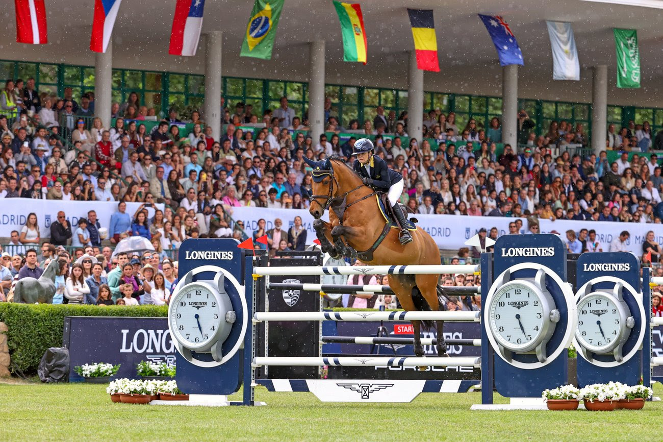 Edwina Tops-Alexander: "It's electric, it's so exciting, and the crowd is just incredible."