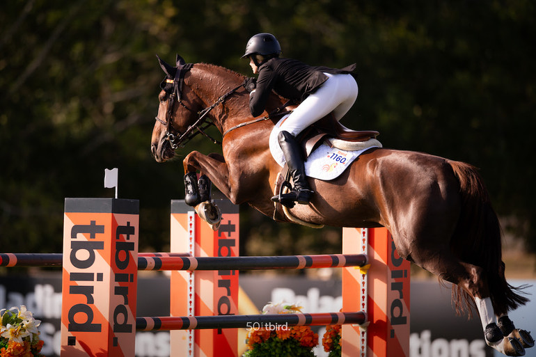 Foster and Electrique charge to victory in CSI3* Steel-Craft Doors 1.50m