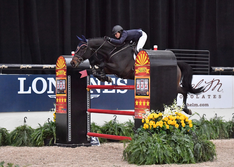 Kaitlin Campbell can’t be caught at Las Vegas National CSI4*-W