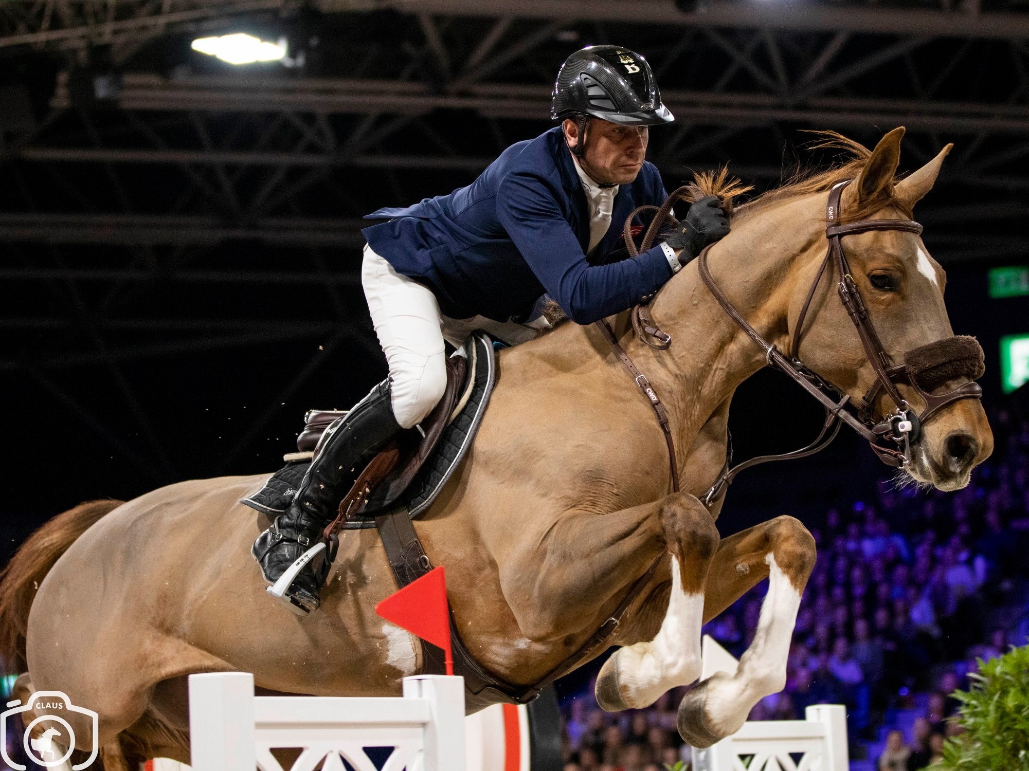 Julien Epaillard leaves all competition behind in the 1.50m class of Madrid
