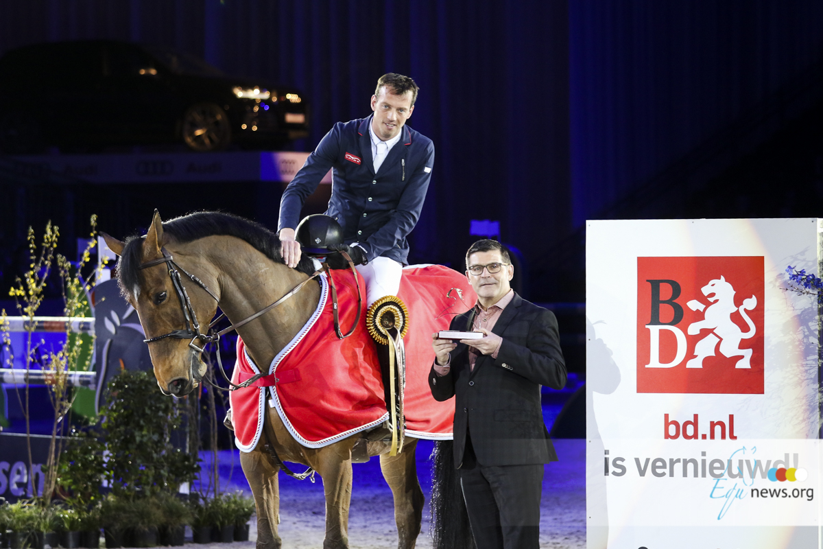 Harrie Smolders wint Brabants Dagblad prijs op Indoor Brabant