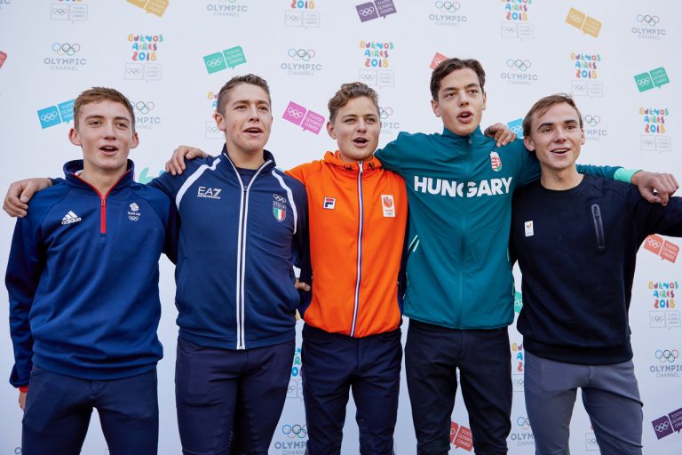 Team Europe foutloos in eerste manche op de Youth Olympic Games.