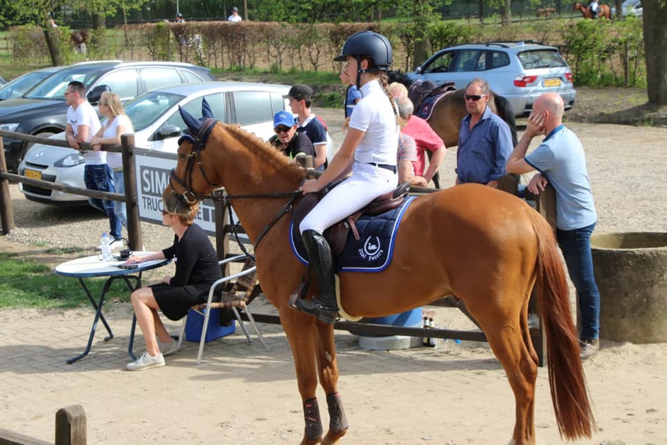 Wolters claimt zilver in CSI1* competitie Sentower Park