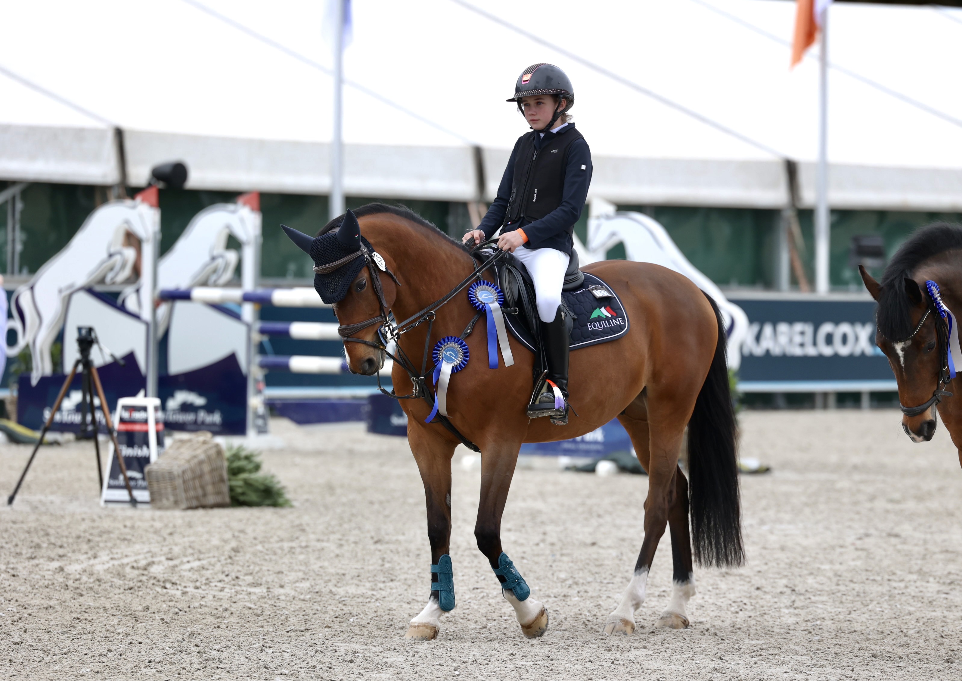 Lieselot Kooremans knap derde in Pony Grand Prix Linz-Edelsberg